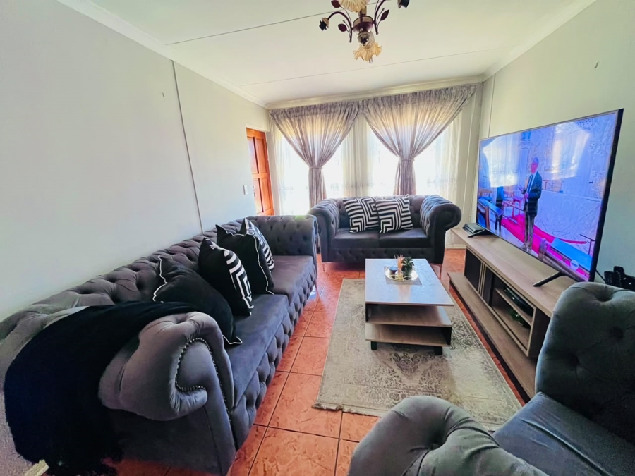 3 Bedroom Property for Sale in Grasslands Free State